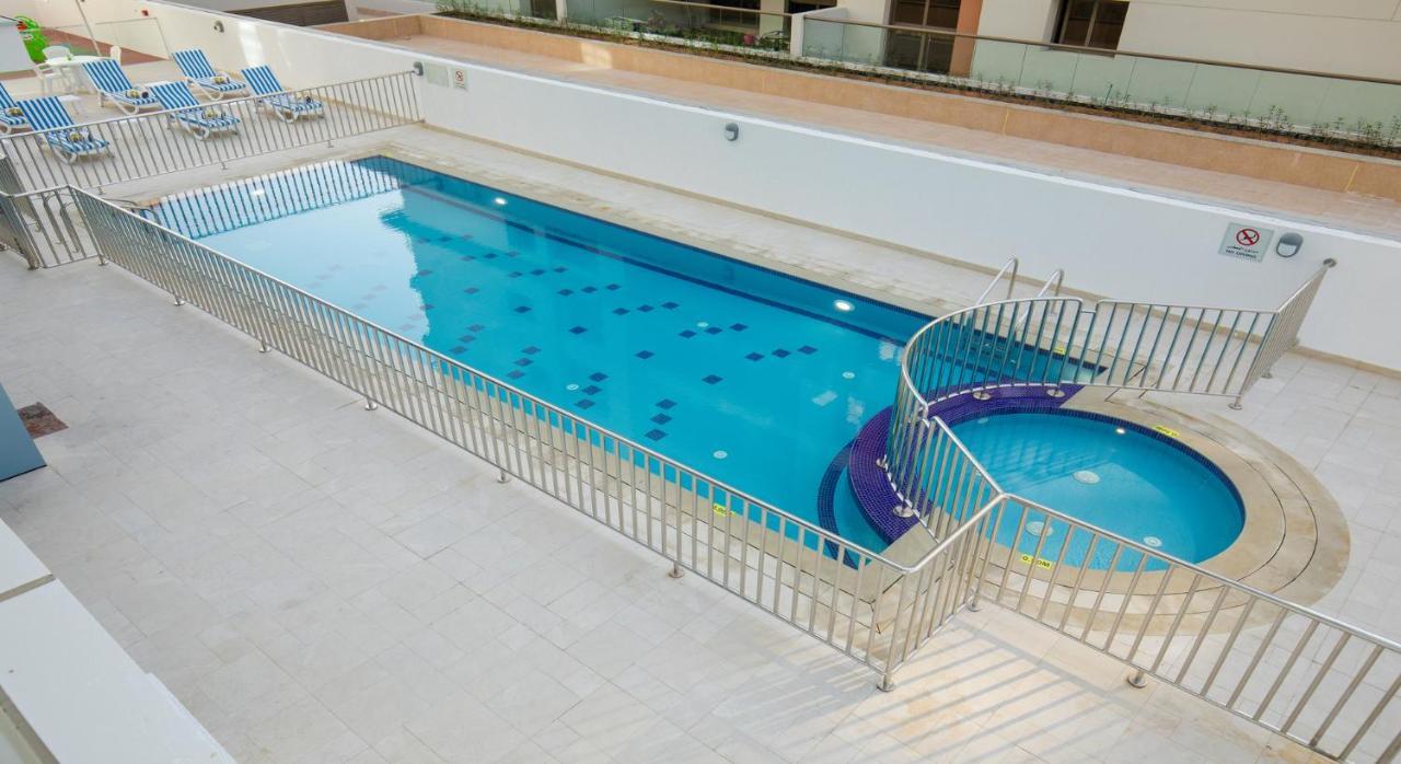 Rose Executive Hotel - Dwtc Дубай Екстер'єр фото